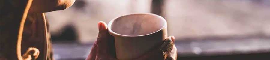 woman drinking coffee