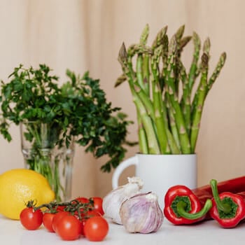 vegetables on the kitchen table top