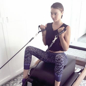 miranda kerr using resistance bands at home