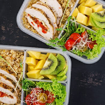 Meal prep diet in a Tupperware