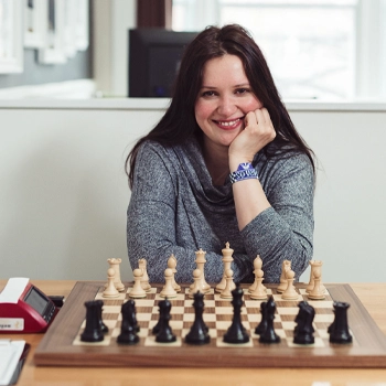 Anna Zatonskih plays multiple games of chess