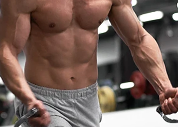 A buff male pumping muscle