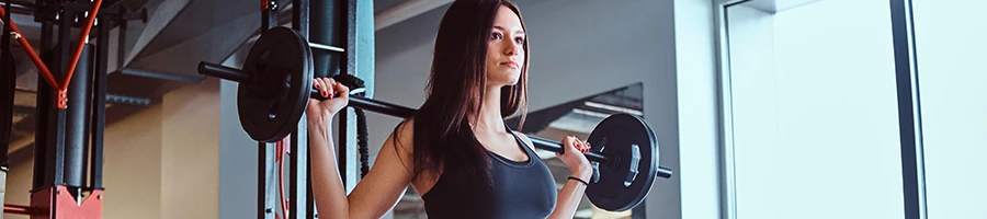 Woman lifting a barbell