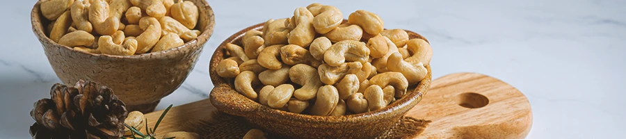 Close up shot of a bowl of cashews to boost testosterone
