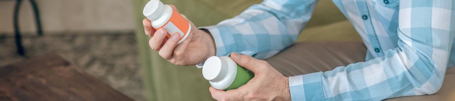 Comparison between two supplement containers