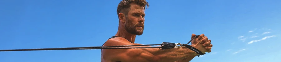 Chris Hemsworth working out