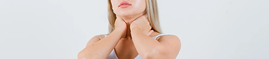 A woman want to get rid of neck fat