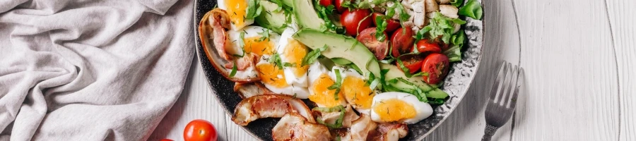 A meal plan with veggies and protein rich foods