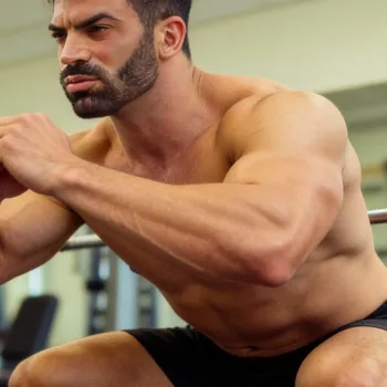 Sergi doing a squat workout in the gym