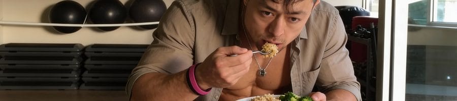 Matt Ogus eating healthy diet for lunch.